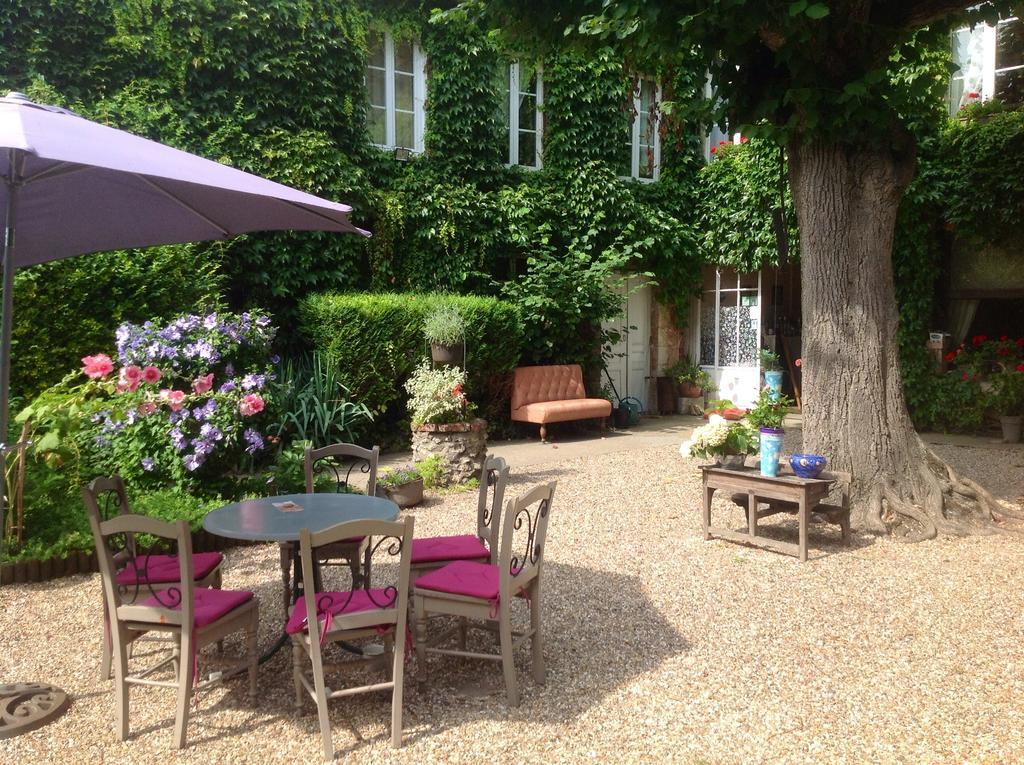 Chambres D'Hotes La Villa Alienor Les Andelys Ngoại thất bức ảnh