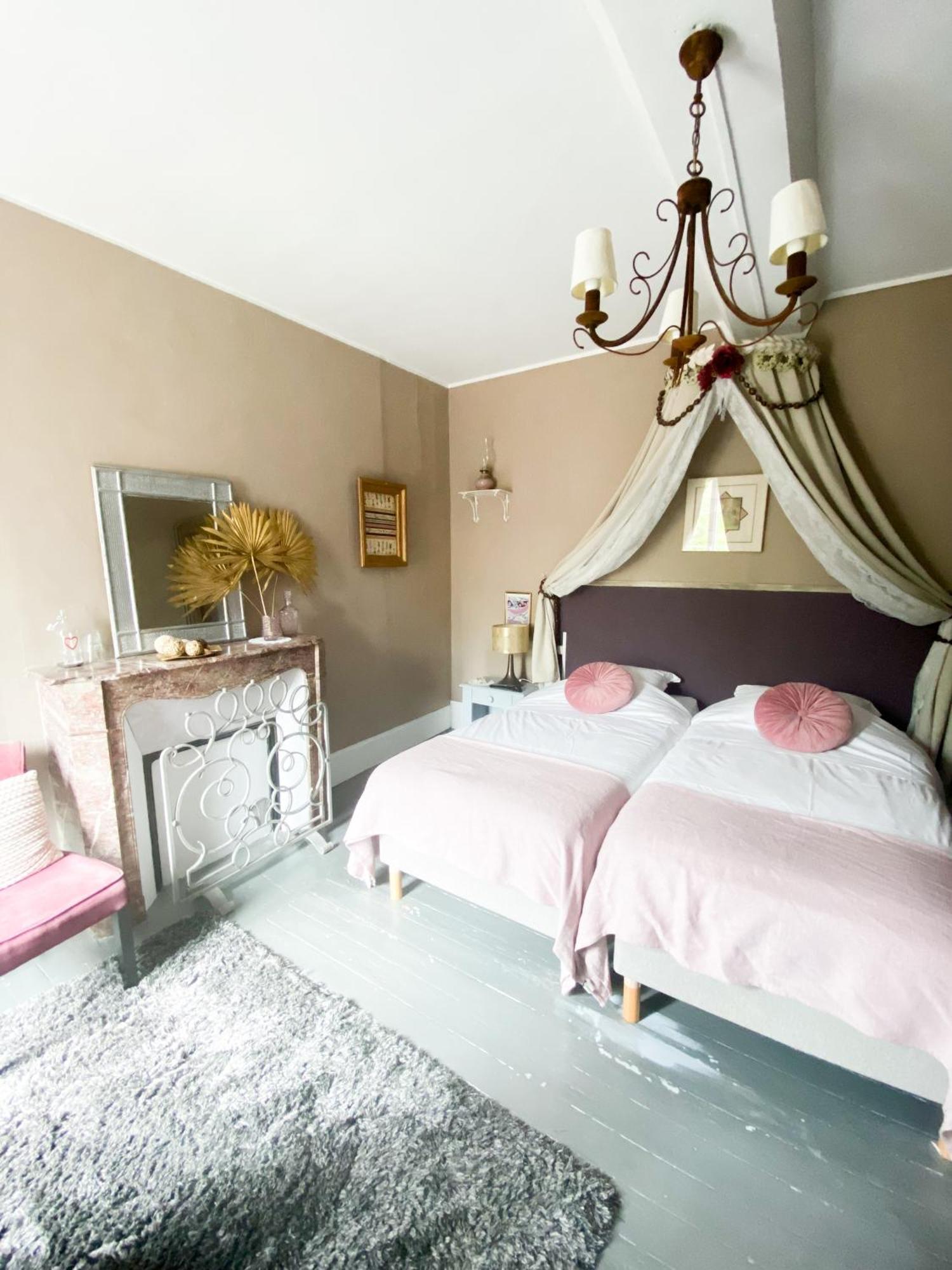 Chambres D'Hotes La Villa Alienor Les Andelys Ngoại thất bức ảnh