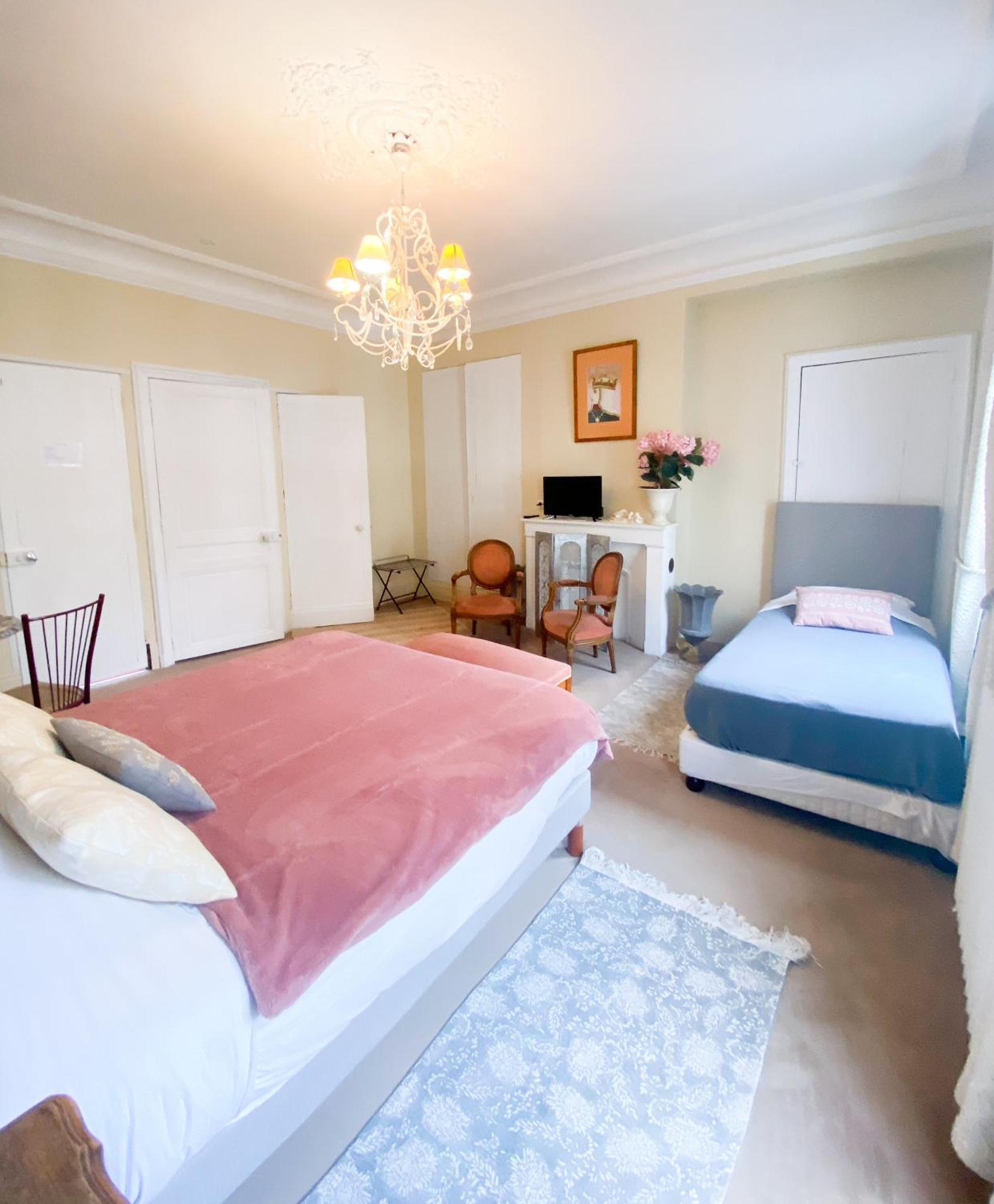 Chambres D'Hotes La Villa Alienor Les Andelys Ngoại thất bức ảnh