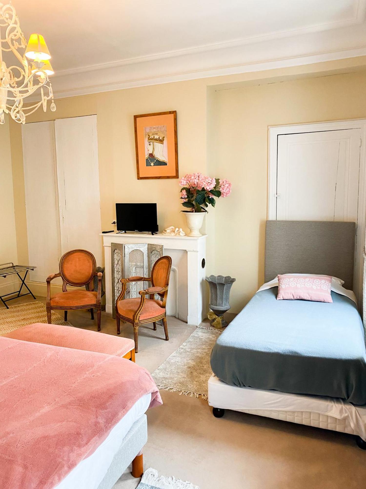 Chambres D'Hotes La Villa Alienor Les Andelys Ngoại thất bức ảnh